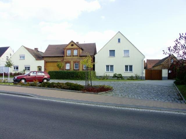 Burg, Mai 2004