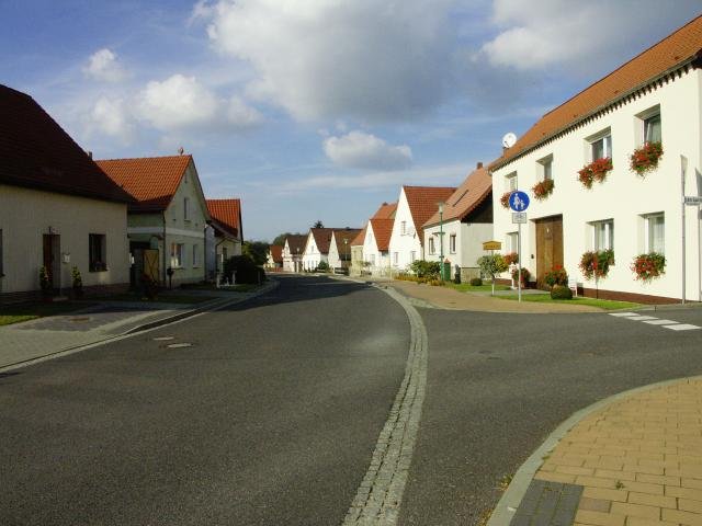 Burg, Mai 2004